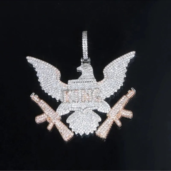 King Eagle with Rifle Pendant - Picture 1 of 5